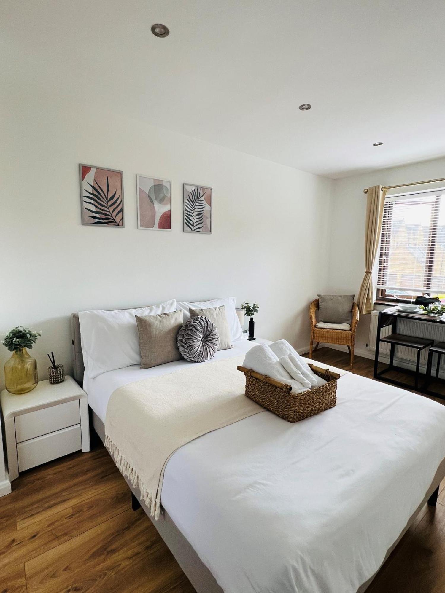 Studio Apartment London Exterior photo